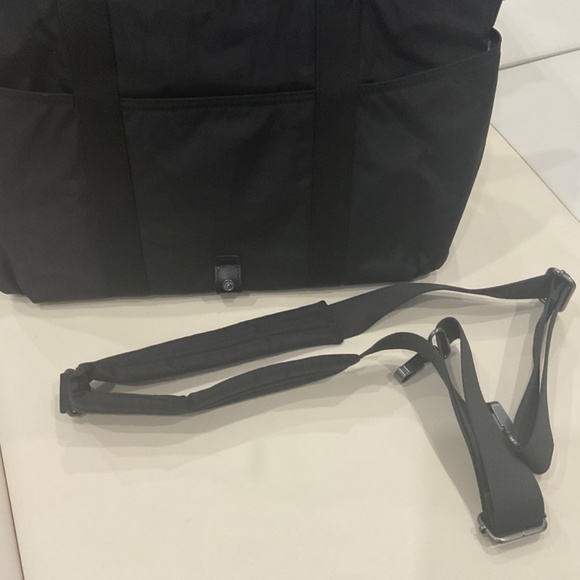 Twelvelittle unisex 3-in-1 foldover tote black - Picture 11 of 13